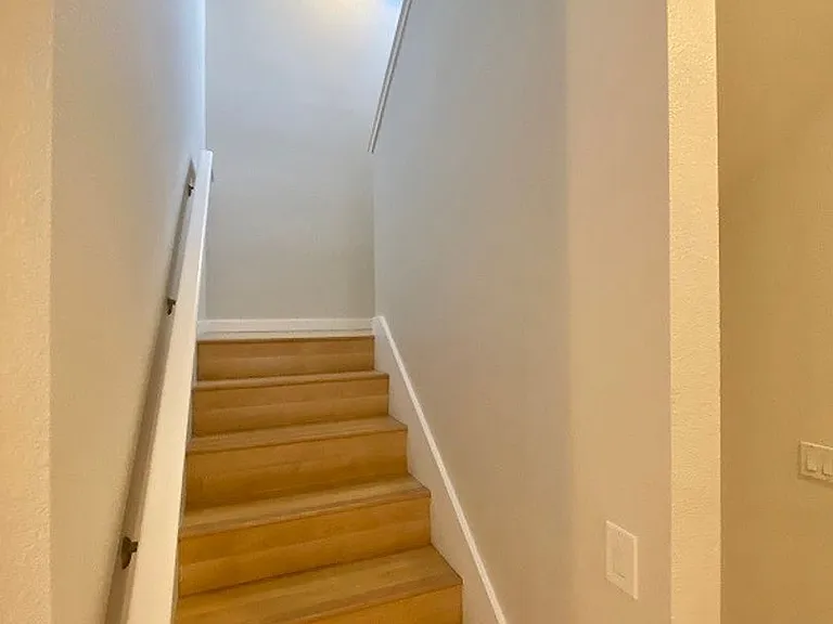 Valley Oak Drive, 140 * — Photo 14