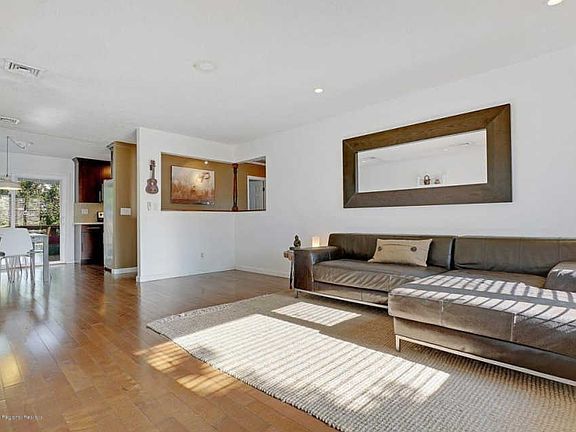 4th image of 642 Monmouth Ave