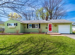 48 Sedgemoor Ct, Williamsville, NY 14221