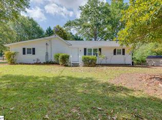 102 Pine Ridge Dr, Greer, SC 29651