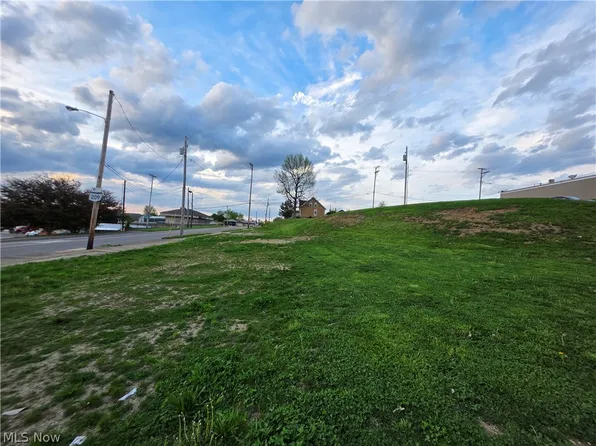 501 Wheeling Ave, Cambridge, OH 43725