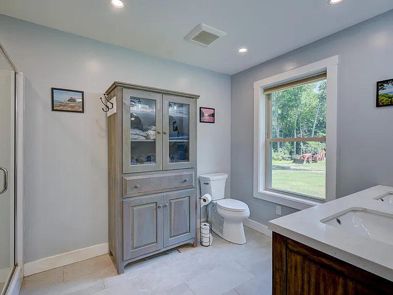 419 Winter Rd — Photo 17