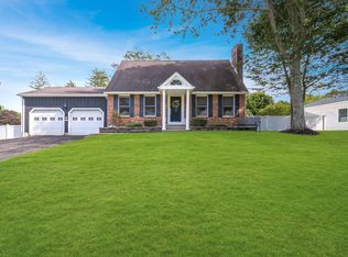 10 Lorelei Cir, Middletown, CT 06457