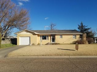 826 N Sullivan St, Ulysses, KS 67880