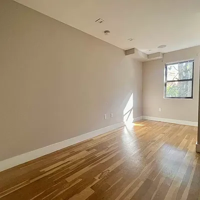 Rented by Doorway NYC, LLC | media 4