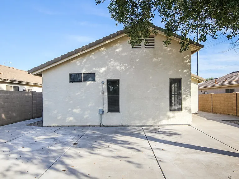 20212 N 34th Pl — Photo 16