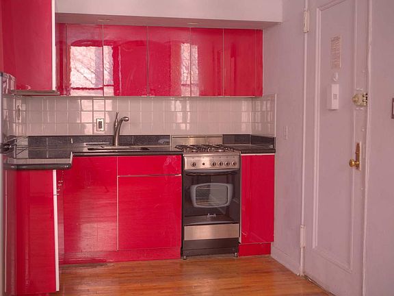4th image of 238 E 30th St APT 2F