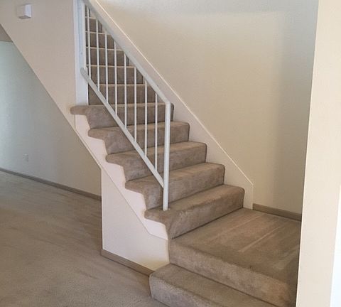 staircase to upstairs bedrooms