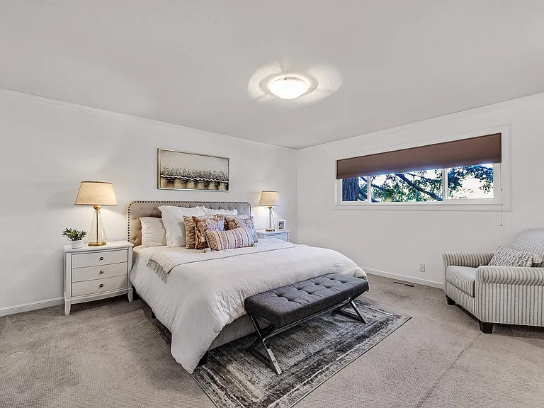 1120 Hollywood Ave #1 — Photo 16