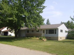 430 Greenwood Dr, Wisconsin Rapids, WI 54494