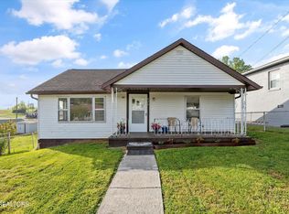 826 Sidebrook Ave, Knoxville, TN 37921