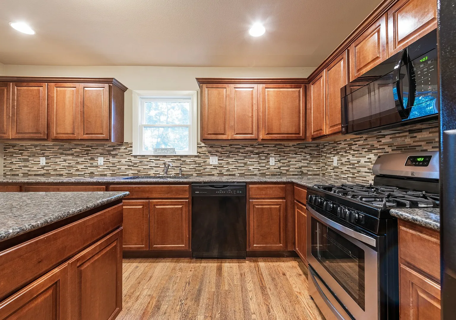 921 East 37th Street — Photo 1