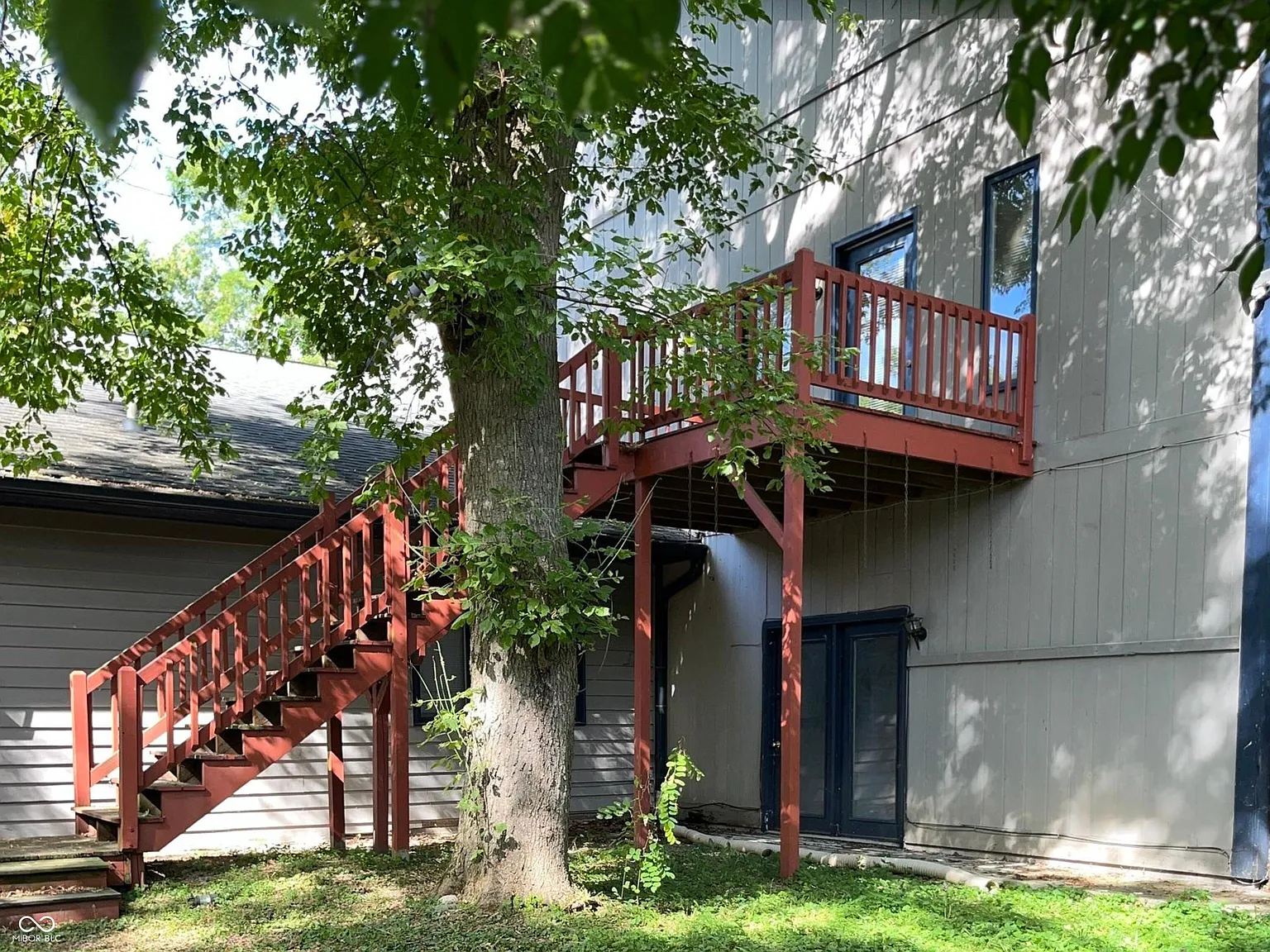 2 bed, 1.0 bath, 1200 sqft, $1,199 — Photo 1