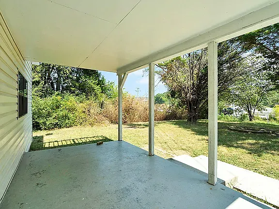 8633 Hilltop Dr — Photo 21