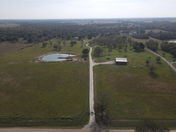 9300 Burns Rd, Midway, TX 75852