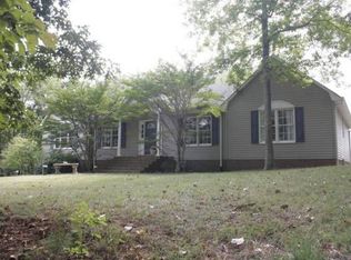 618 Lake Vista Dr, Forest, VA 24551