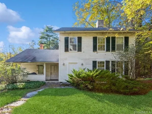 61 Chestnut Hill Road, Wilton, CT 06897