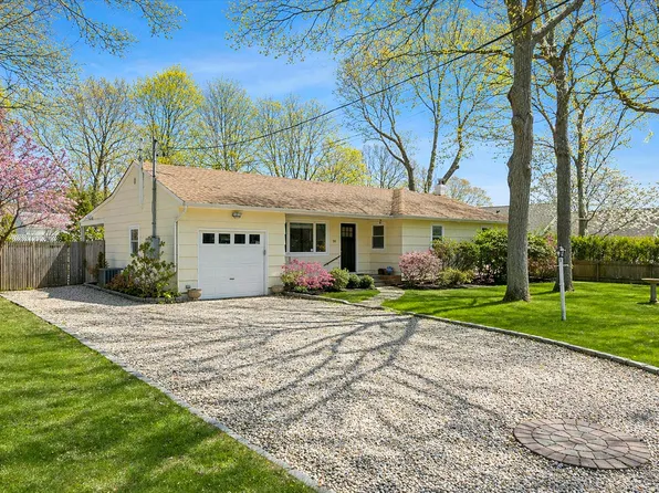 50 Hazelwood Ave, Westhampton Beach, NY 11978