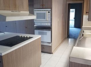 304 Elilani St, Makawao, HI 96768