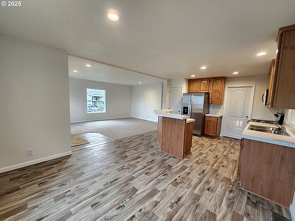 4th image of 18780 S Central Point Rd #37