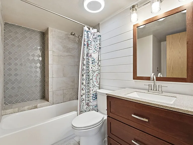 7567 Liberty Bell Dr — Photo 13