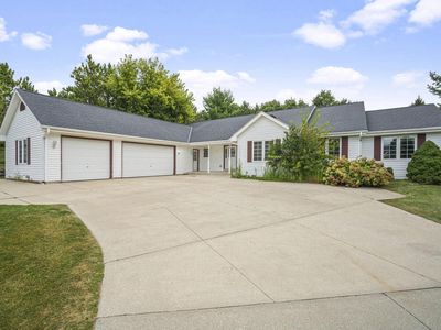 407 Morrissey DRIVE, North Prairie, WI, 53153