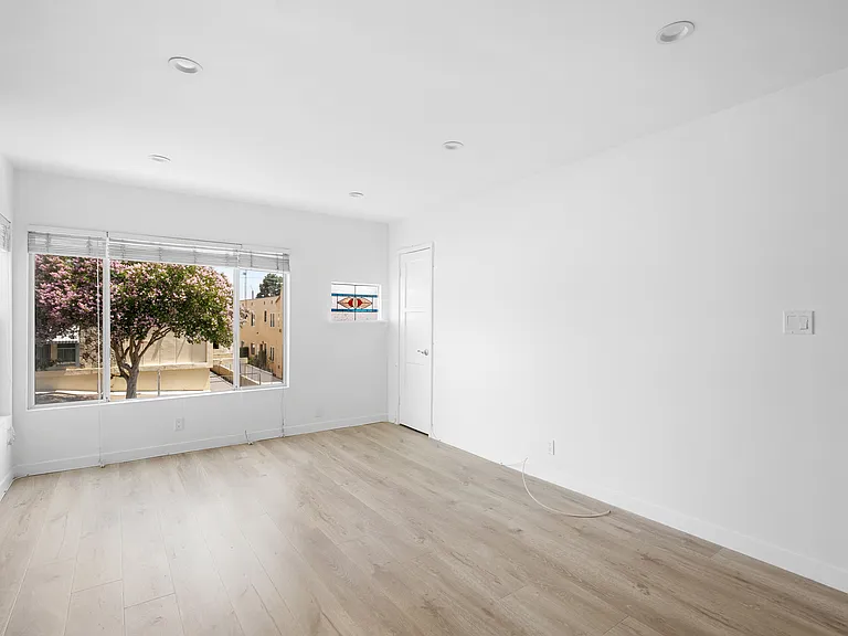 331 Cornell Dr #337 — Photo 11