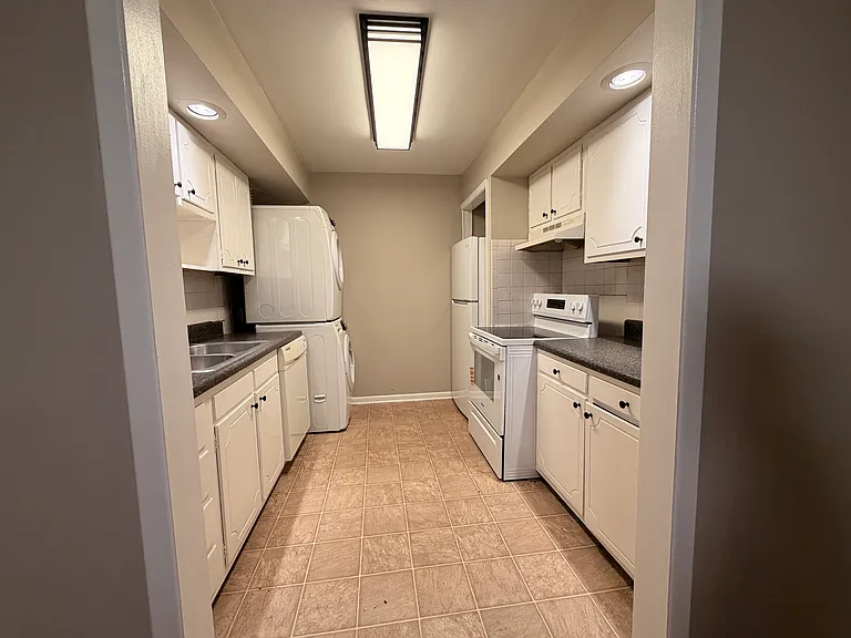 3637 Taliluna Ave #A3 — Photo 6