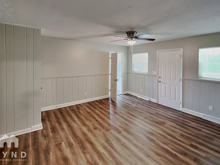5201 Pinebrook Dr — Photo 13
