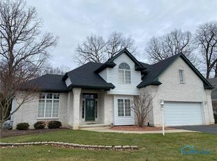 8736 Orchard Lake Rd, Holland, OH 43528