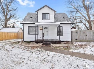 25255 Charles St, Taylor, MI 48180