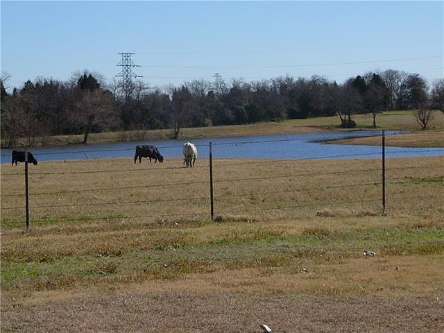 2nd image of 232 Barnes Bridge Rd
