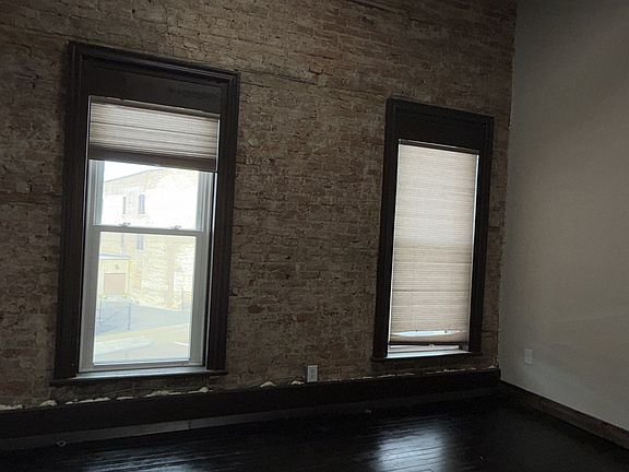 4th image of 622-622 N State St #3