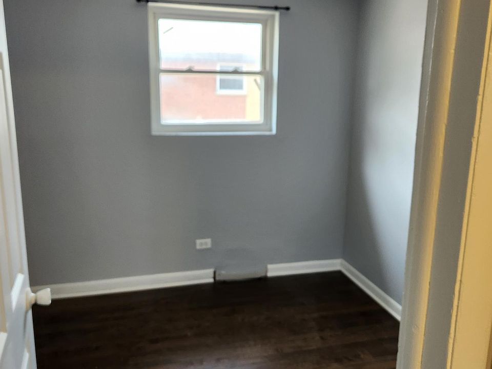 1st image of 214 Linn Ct APT B