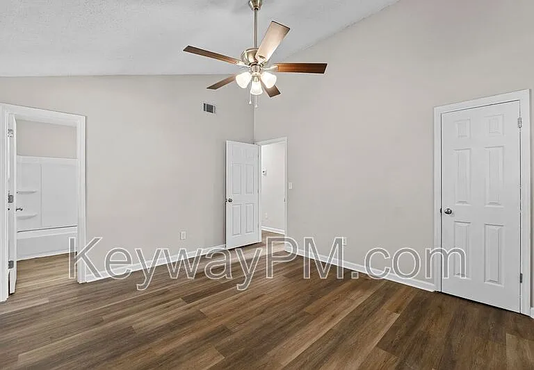 2631 Drayton Dr — Photo 19