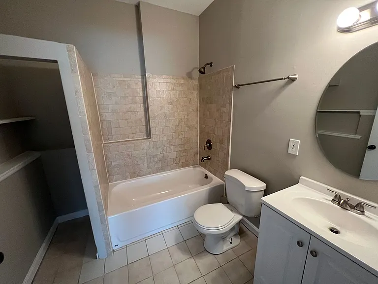 3920 Spanish Oak Dr — Photo 12