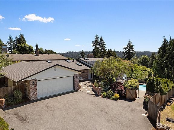 2nd image of 18226 62nd Avenue NE
