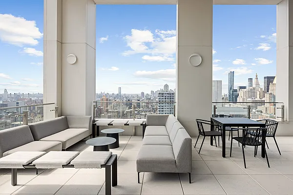 Rented by Kahen Properties | media 36