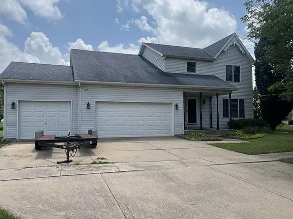 303 Julie Dr, Dwight, IL 60420