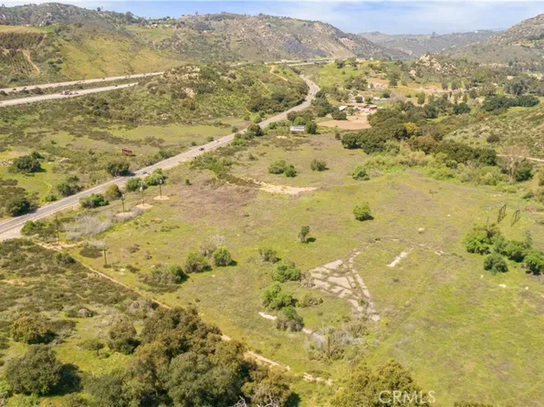 29255 Champagne Blvd, Escondido, CA 92026