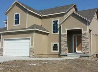 6023 Woodstock St, Shawnee, KS 66218