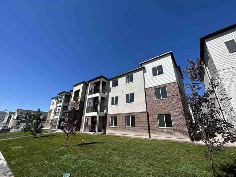 13537 Poole Dr #302 — Photo 1