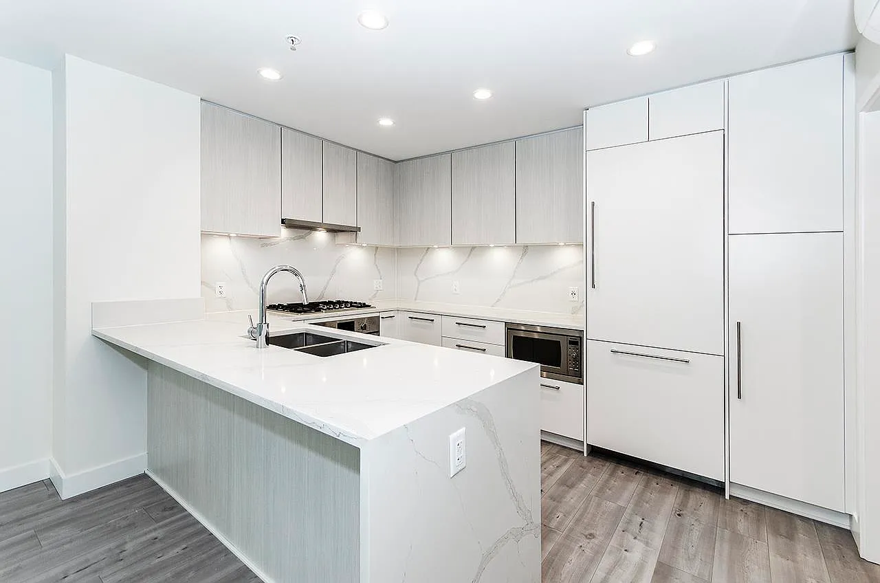 2 bed, 1156 sqft, $3,900 — Photo 2