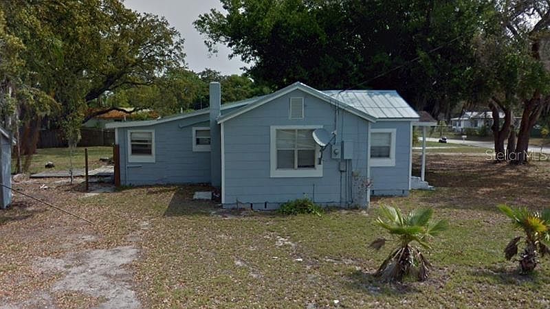 2nd image of 2857 Pollak Ave NE