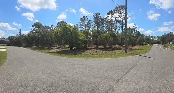 3rd image of Spoonhill Rd