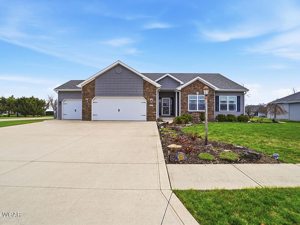 1st image of 244 Parkview Dr