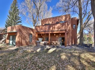 324 Kit Carson Rd, Taos, NM 87571