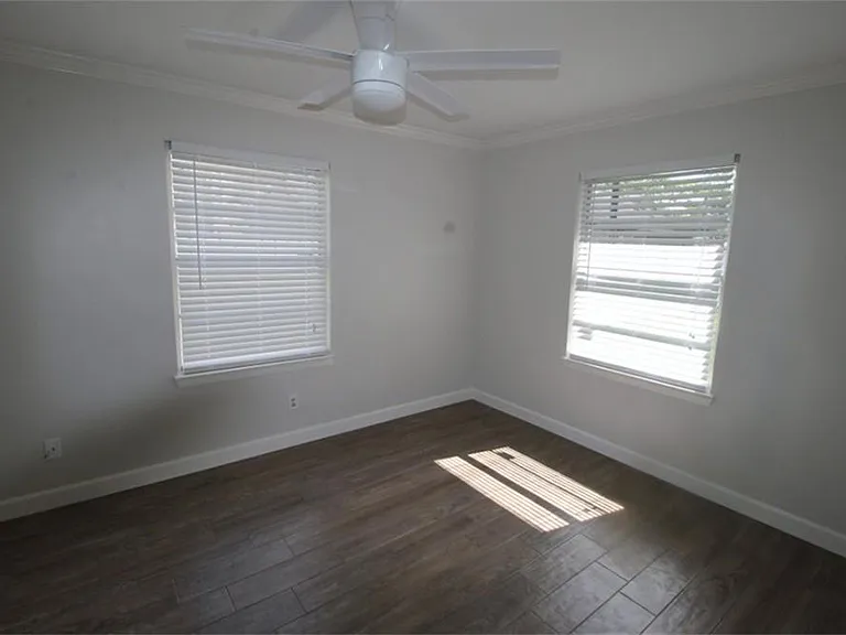 4607 Pine St — Photo 31