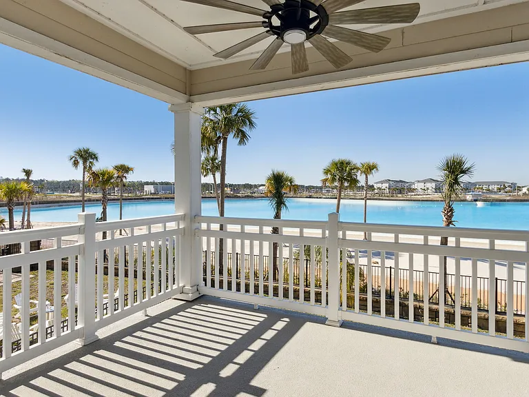 401 Marquesa Cir #1 — Photo 35