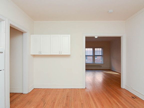 4th image of 1305 Oak Ave APT 2E